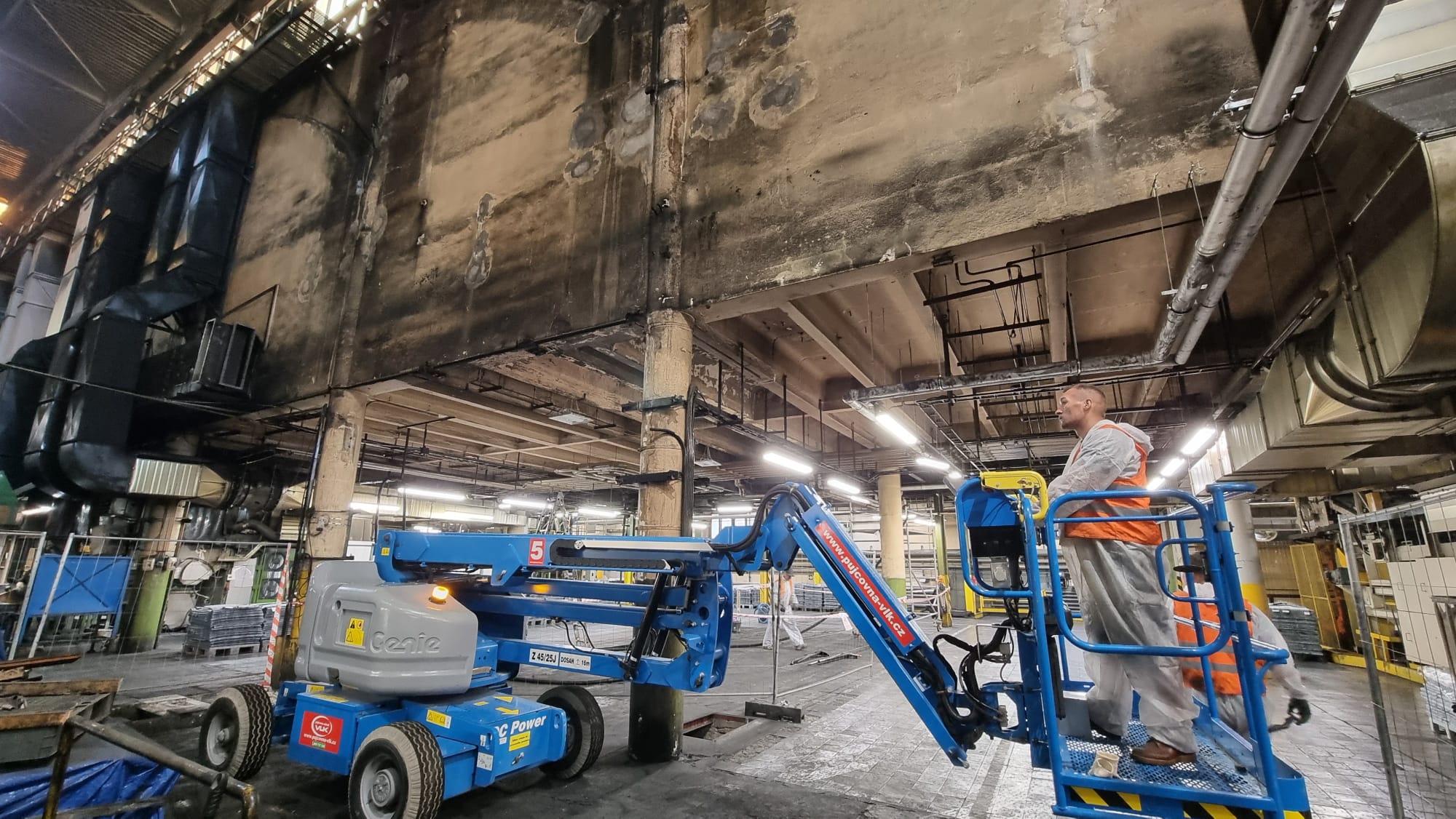 Práce se stroji – povrchové úpravy