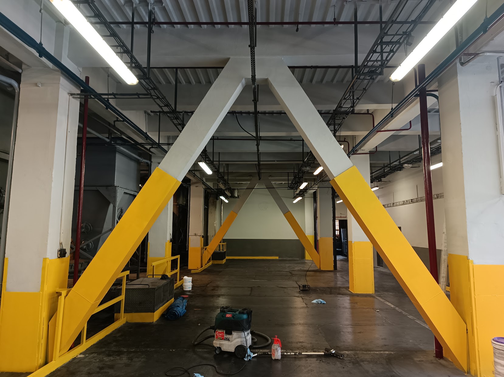 Průmyslové malování – ocelová konstrukce